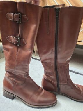 Clarks leather riding boots
